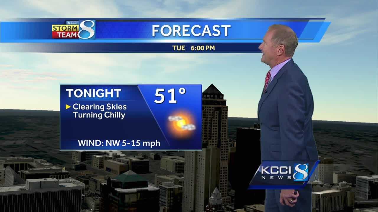 Videocast: Clear Skies And Chilly Temperatures This Evening