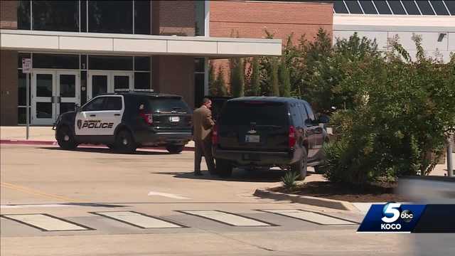 Police message after threat steps up security at Oklahoma schools - Vimarsana News