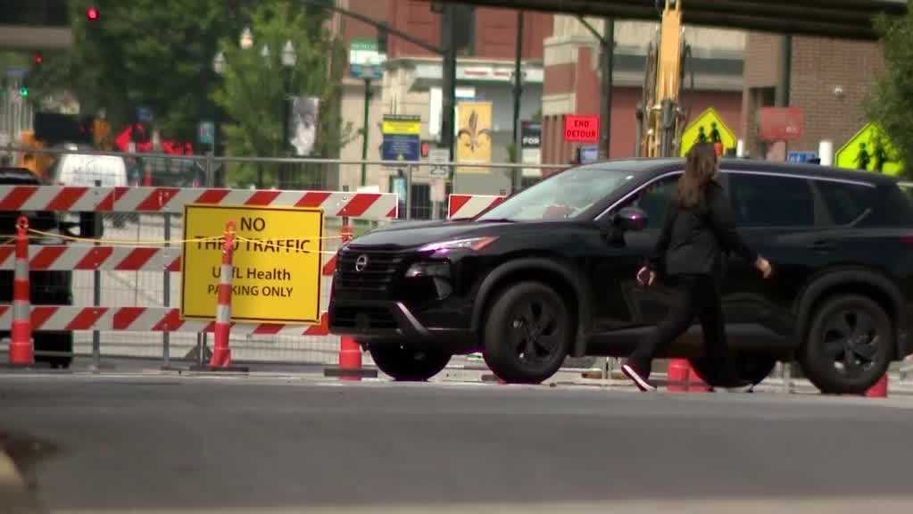 I-65 underpass closure in downtown Louisville leads to traffic chaos near hospitals