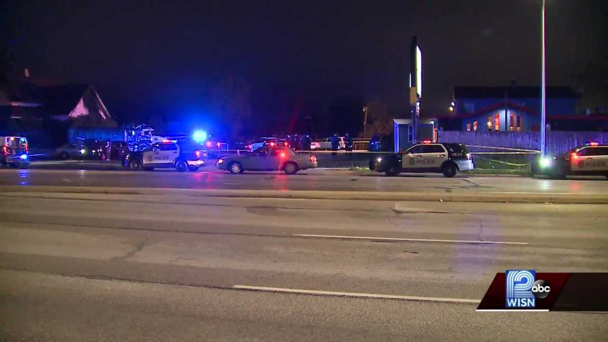 Woman killed in shooting outside Milwaukee bar