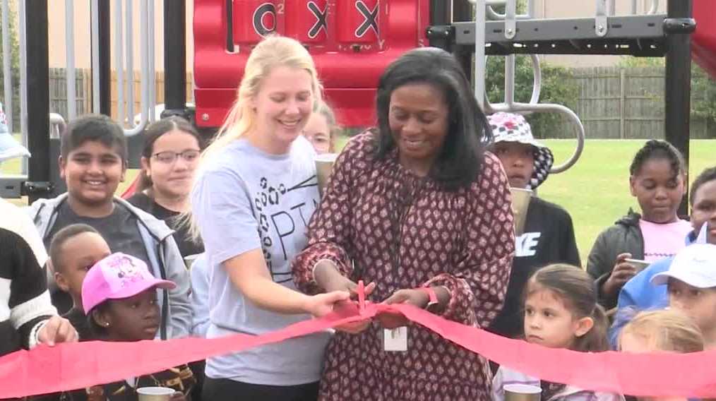 Elementary school in Okolona dedicates brandnew playground