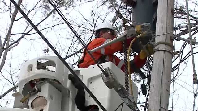 Crews prepare for messy roads and outages Sunday night into Monday - Vimarsana News