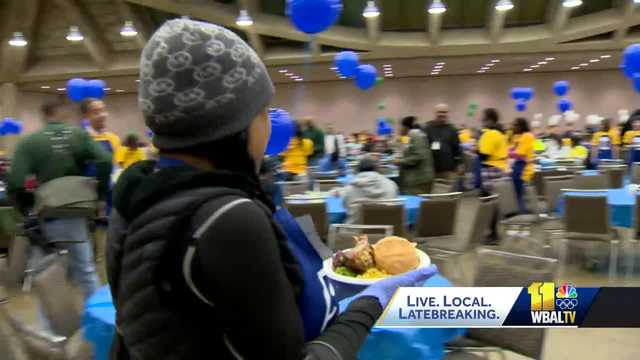 Thousands get Thanksgiving meal from Goodwill - Vimarsana News