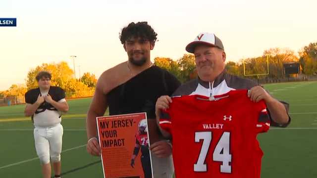West Des Moines staff members get emotional surprises from senior football players