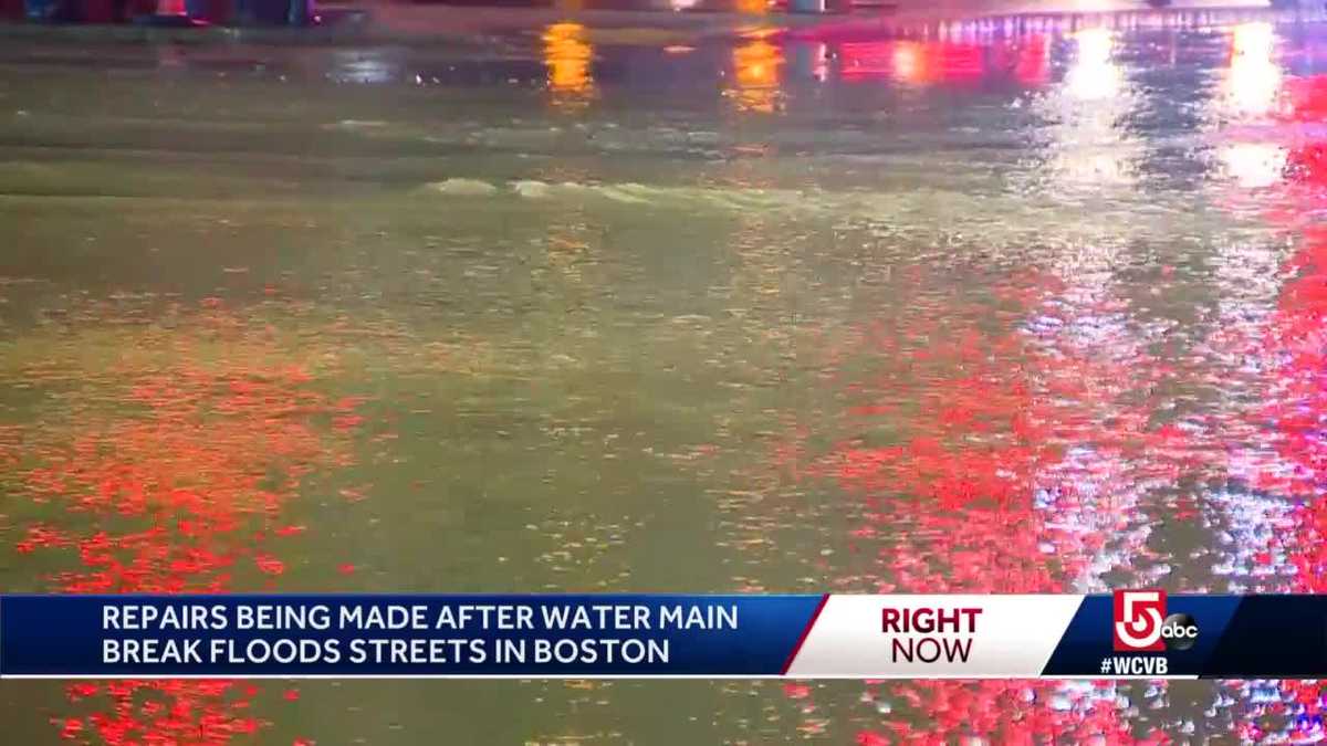 Water main break floods Boston streets