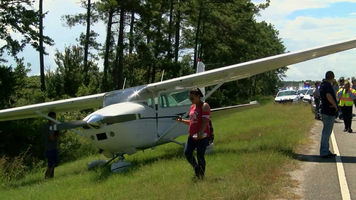 Plane lands on highway in Myrtle Beach