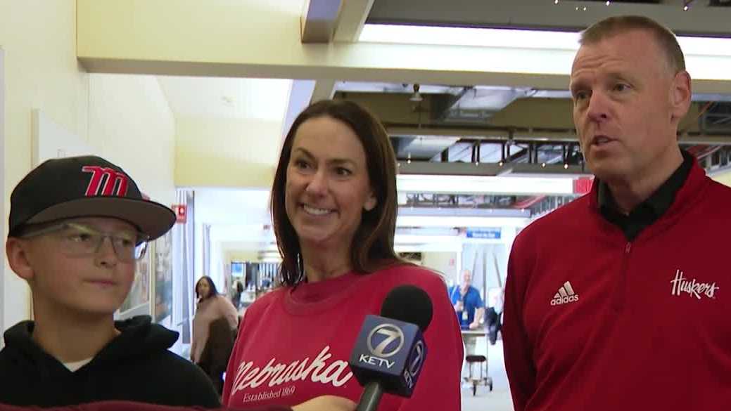 Husker fans depart for Saturday's game against Oregon