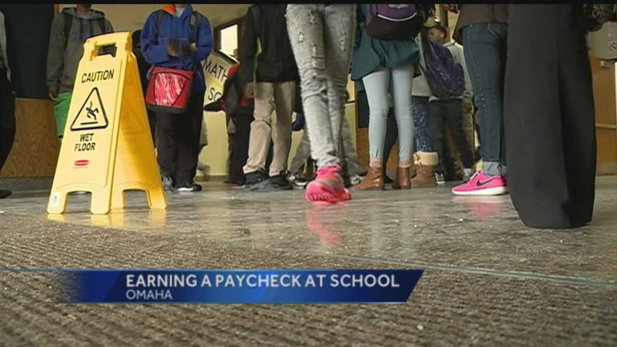 High Risk Students Paid To Attend Class Stay Out Of Trouble