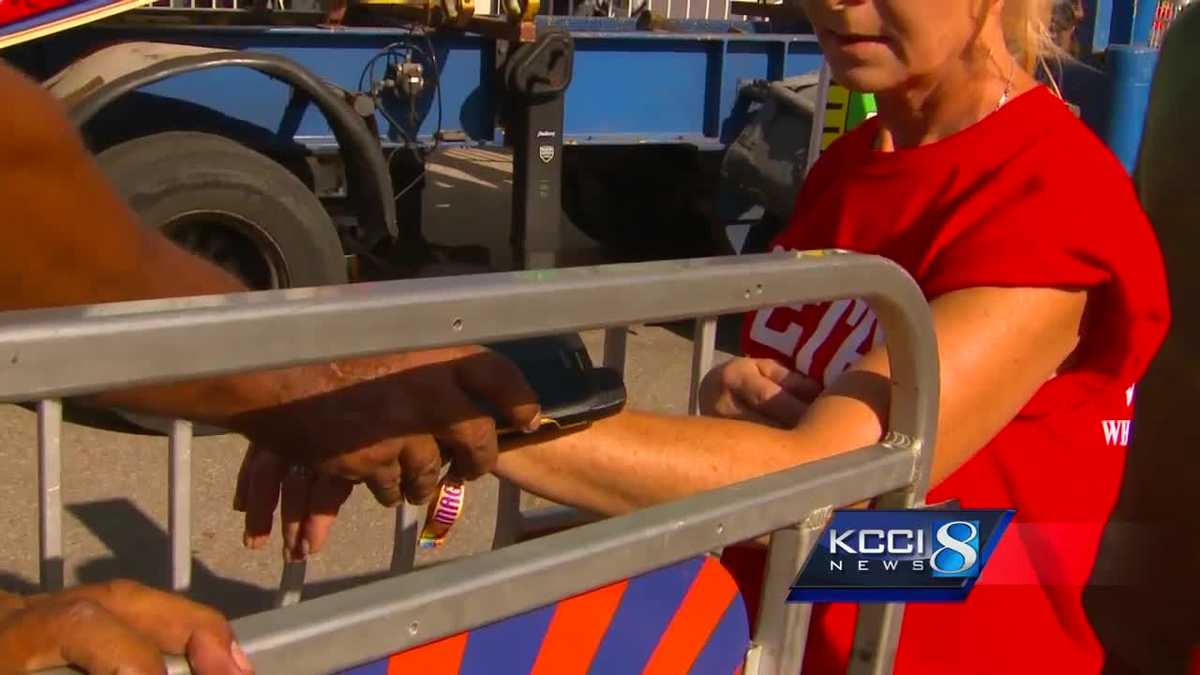 New for 2017 Wristbands in place for Iowa State Fair rides