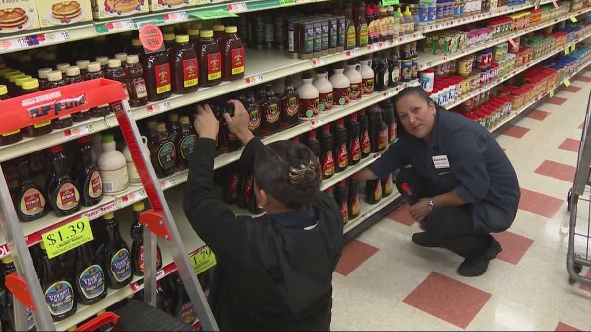 Food deliveries, customers headed to Market Basket stores