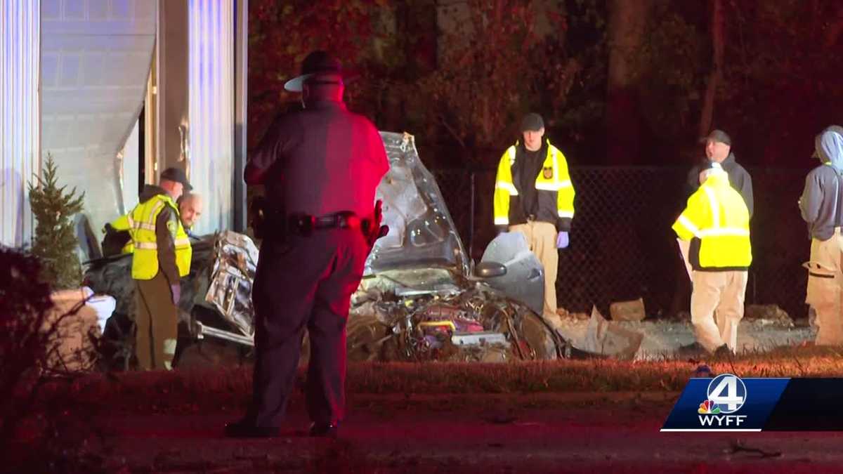 Teens killed in Greenville, South Carolina, crash