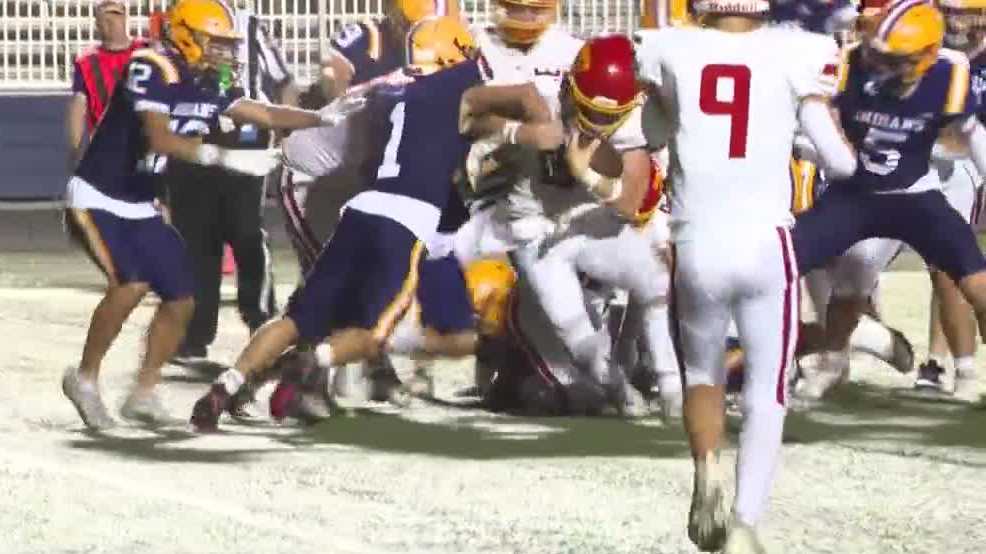 Iowa high school football teams stay unbeaten after Week 2
