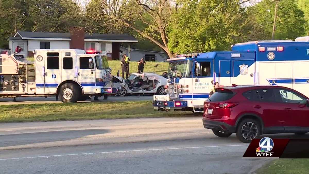 South Carolina: Teacher assistant, child killed in crash
