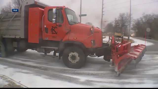 Kansas City crews ready to treat the roads with next round of winter weather - Vimarsana News