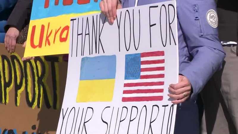 Iowa Ukrainians and supporters rally at Iowa capitol on anniversary of Russian invasion