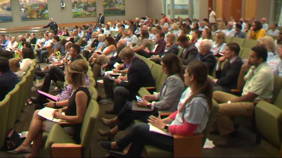 Sacramento mayor proposes temporary rent control