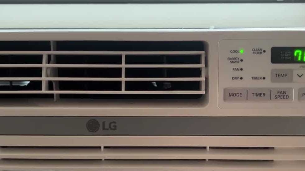Metro council members giving window AC units to those in need