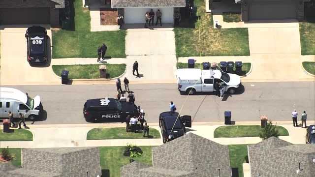 New details after officer shoots man in standoff in Oklahoma City - Vimarsana News