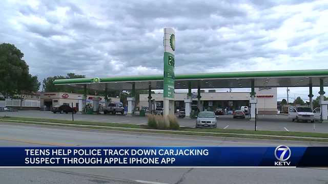 Teens help police track down carjacking suspect through Apple iPhone app