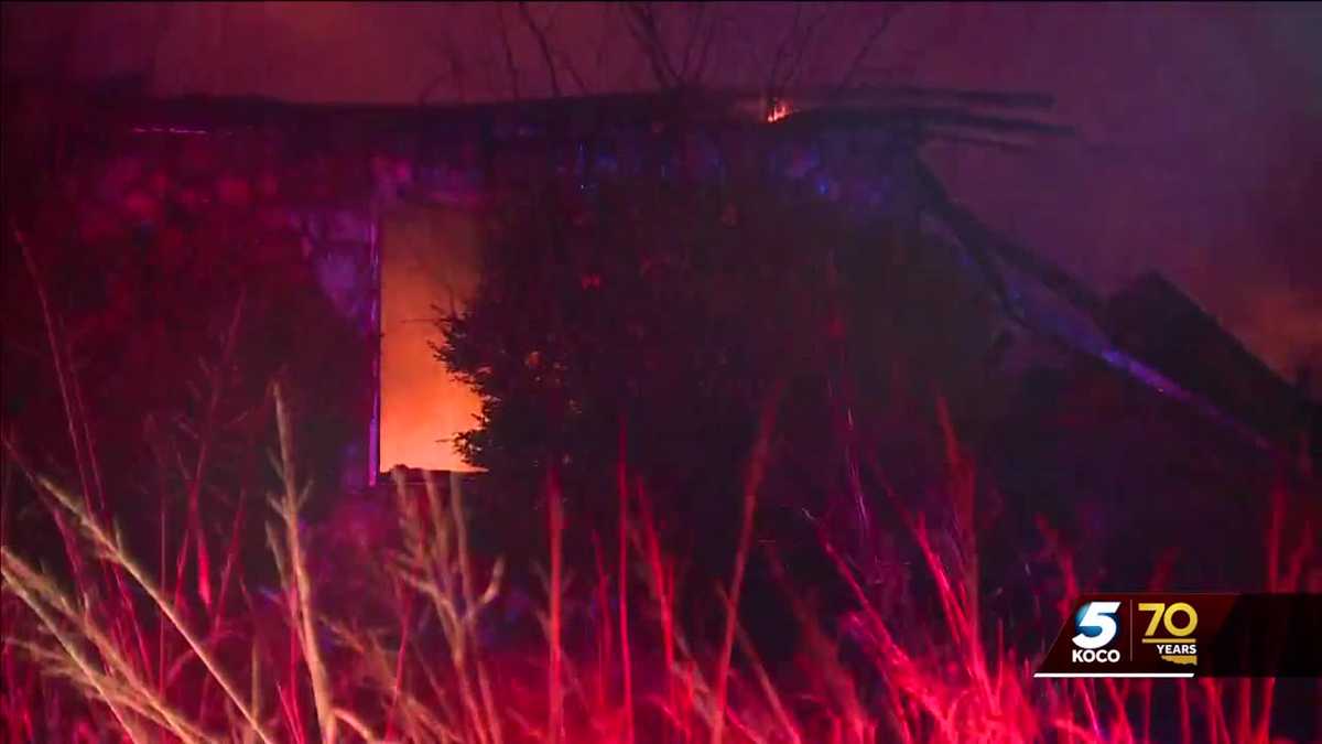 Oklahoma City house a total loss after early morning fire