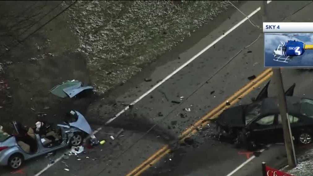 Derry Township 2 people injured in crash on Route 217