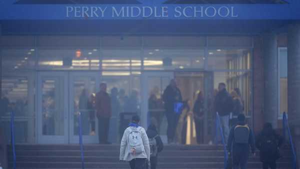 middle school students return to campus where deadly perry school shooting happened