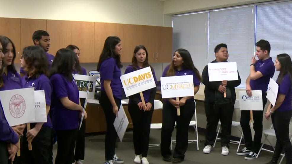 Cristo Rey High School helps vulnerable students get into college