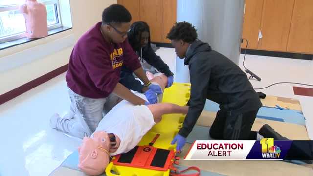 Dunbar High students receive head start in EMT program - Vimarsana News