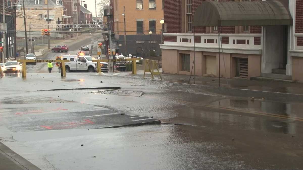 Uniontown water main break near city hall
