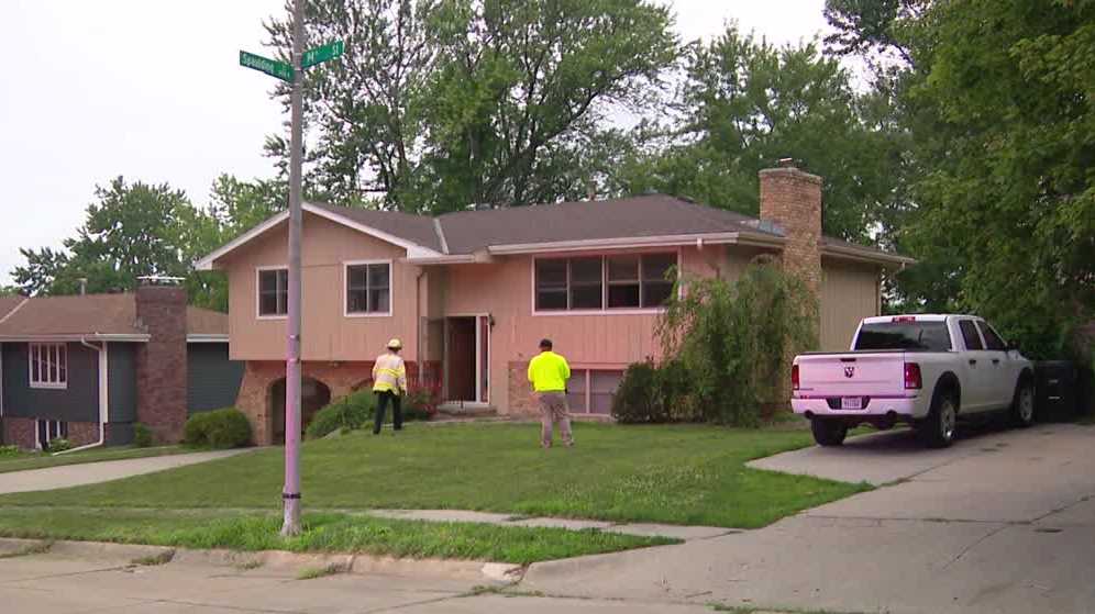 Fireworks land on deck sparking house fire in northwest Omaha - Vimarsana News