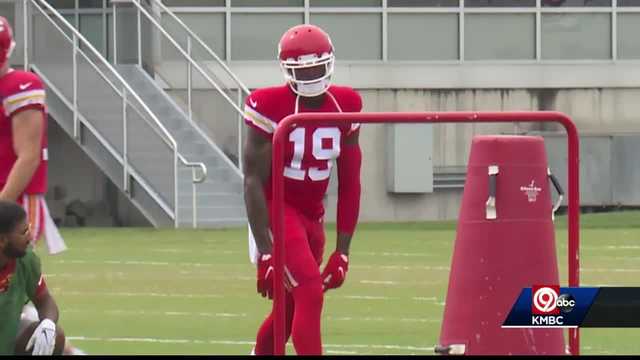 Kanas City Chiefs have waived wide receiver Josh Gordon - Vimarsana News
