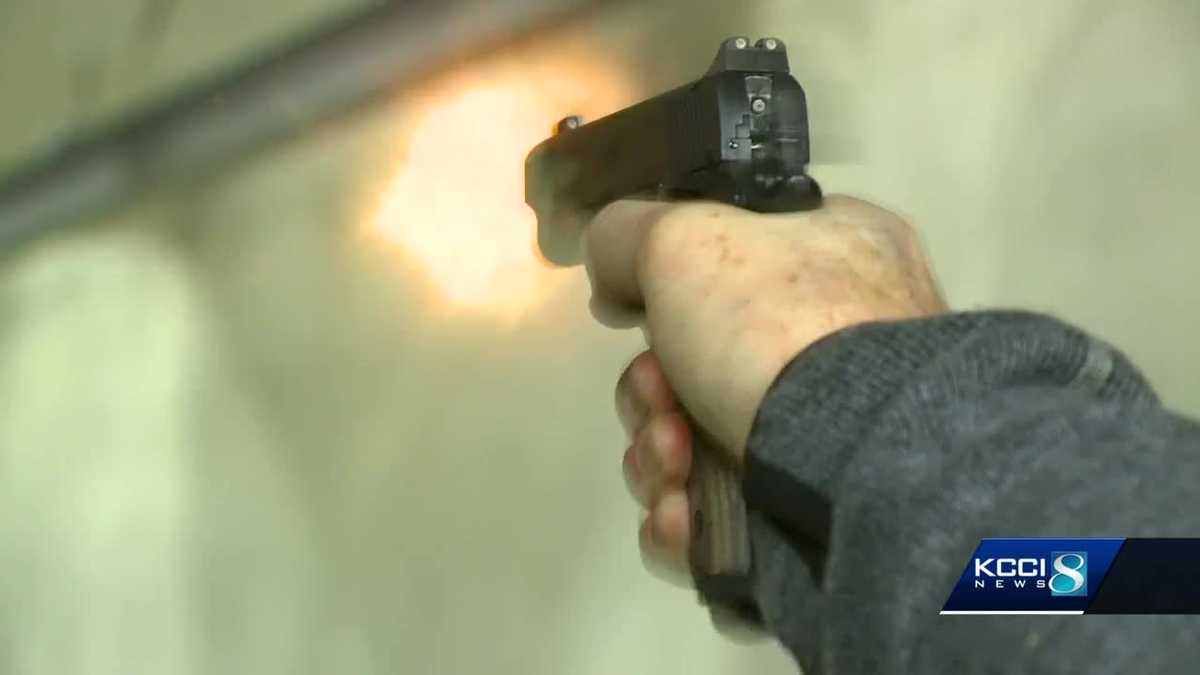 Iowa gun owners take aim at bill dropping permit requirement
