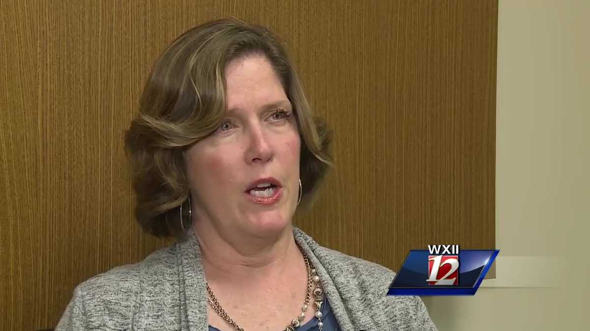 North Carolina considers raising smoking age