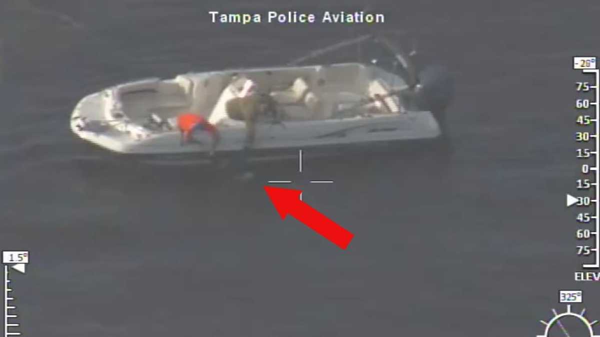 Off-duty officer helps rescue man who jumped off bridge