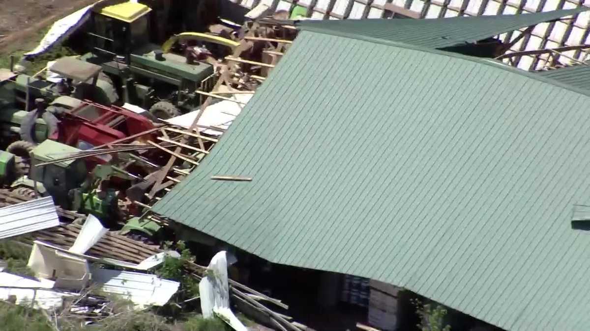 NewsChopper 9 video Tornado damage in Linneus, Missouri
