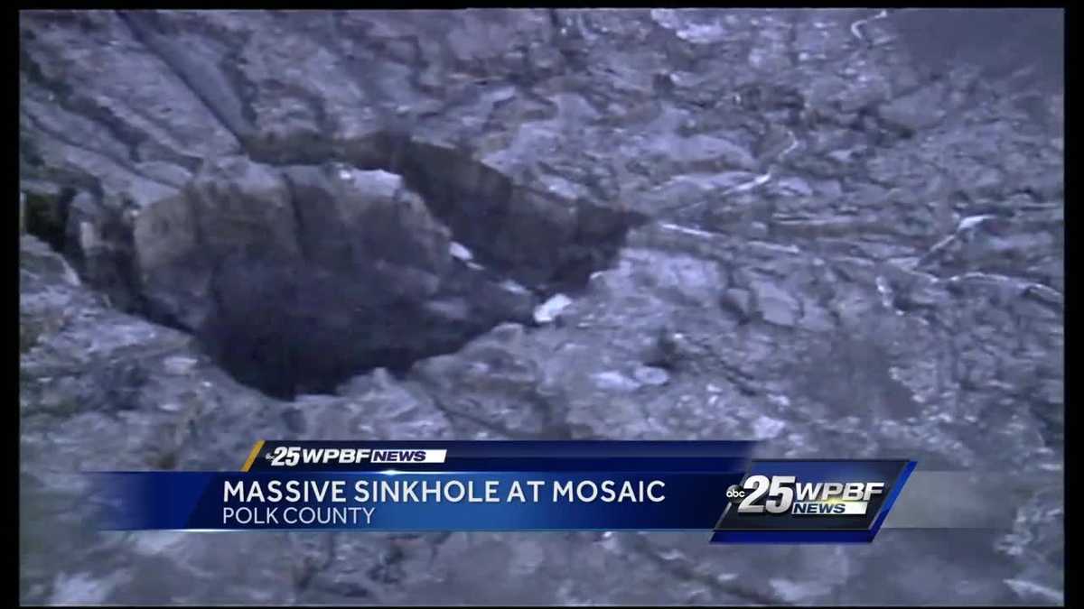 Massive sinkhole in Polk County