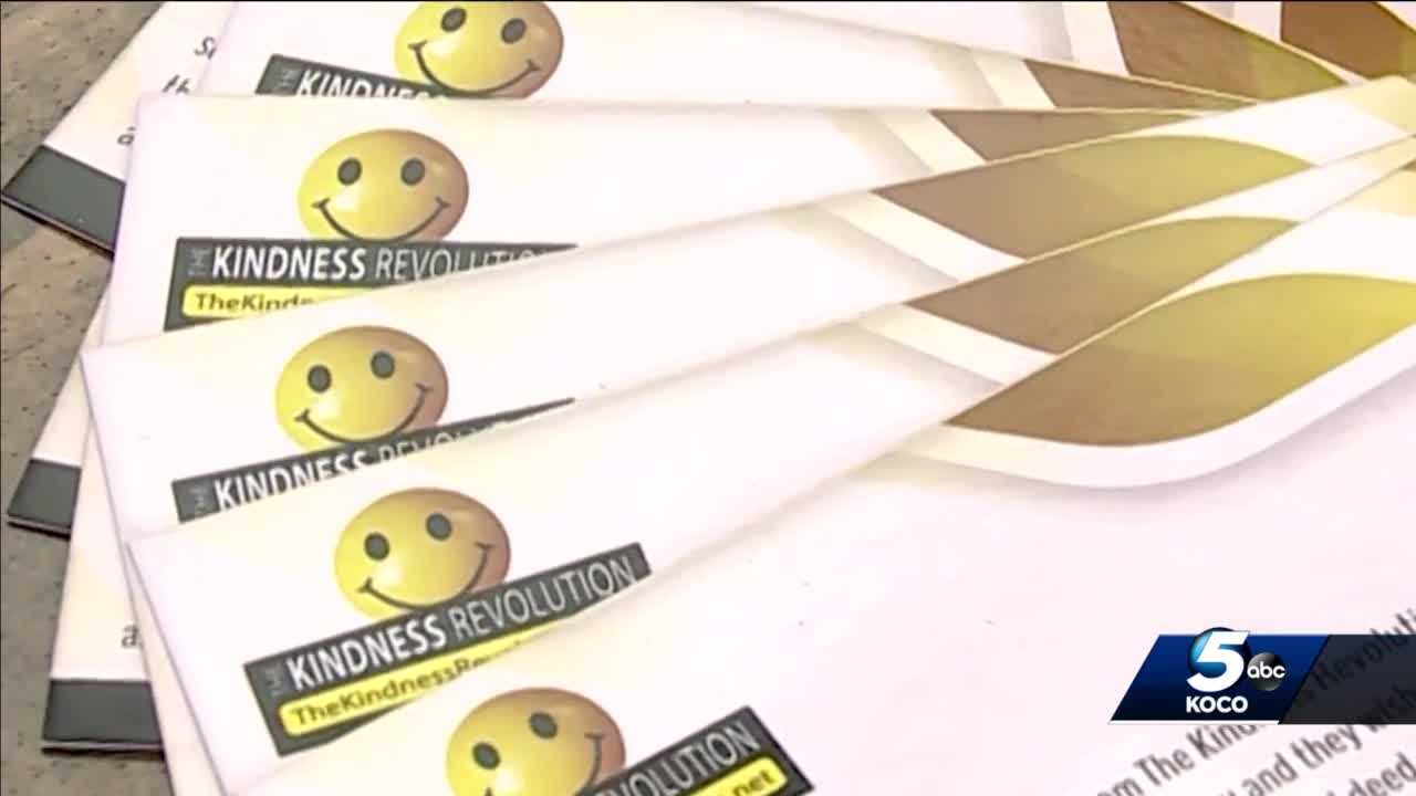 RANDOM ACTS OF KINDNESS: Moore business taking part in national campaign to spread kindness one act at a time - Vimarsana News