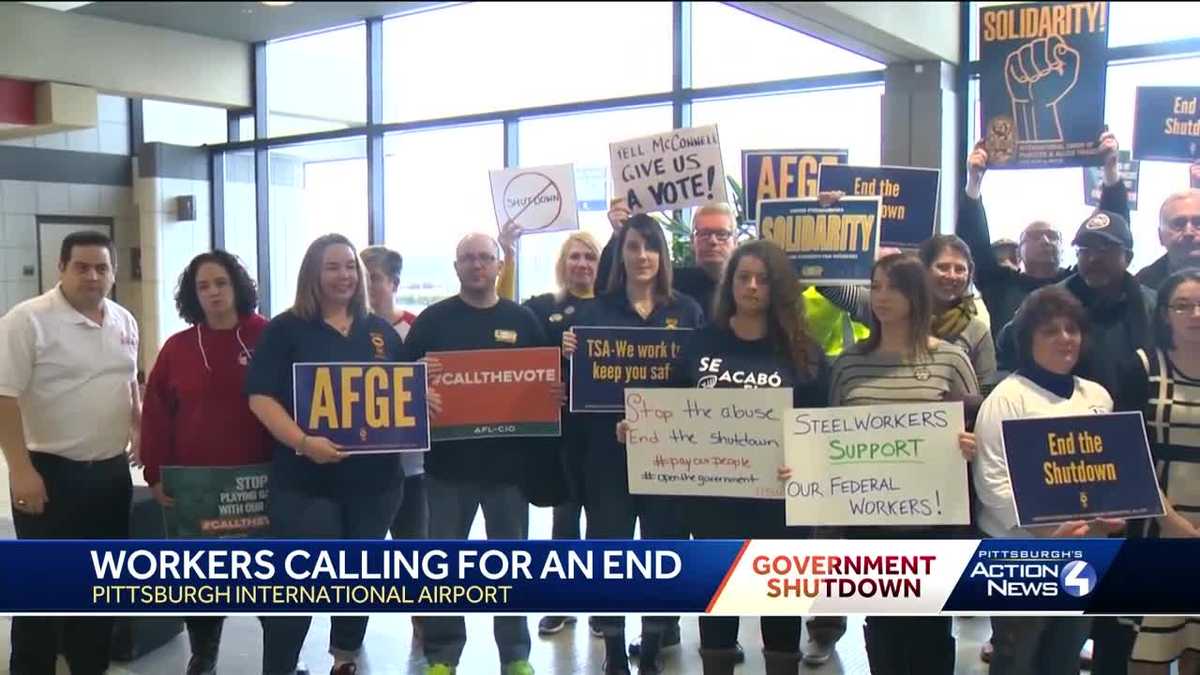 'Pay us for our work' TSA agents rally at Pittsburgh International
