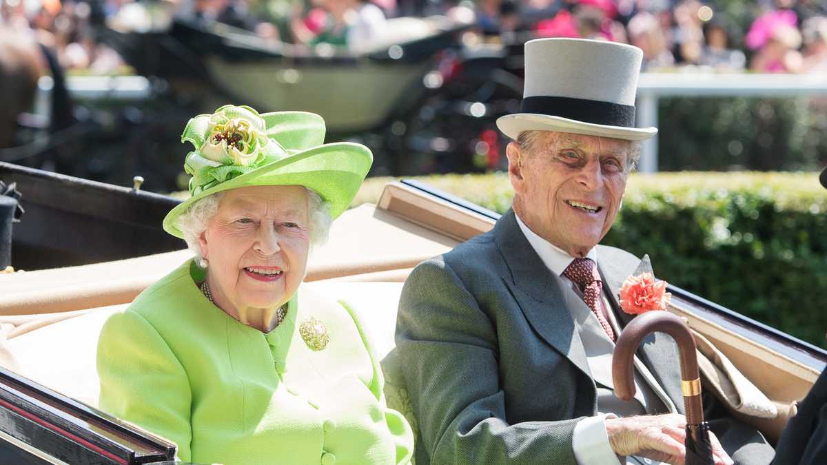 Queen Elizabeth and Prince Philip celebrate 70th anniversary