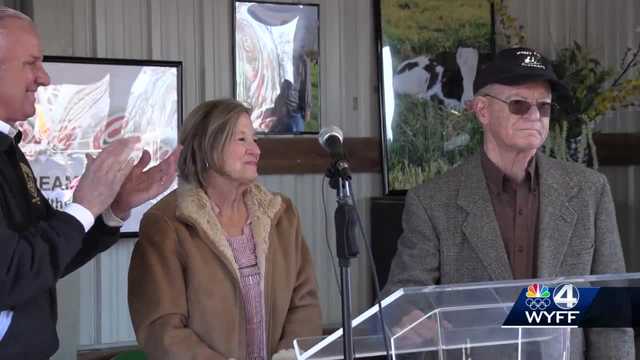 'Happy Cow' farmer Tom Trantham receives Order of the Palmetto - Vimarsana News