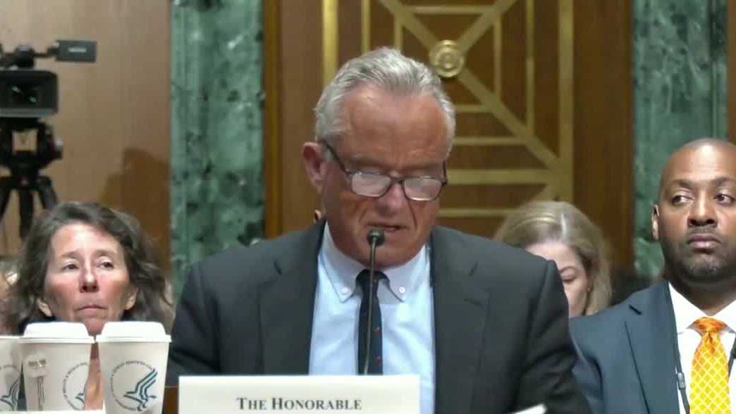 Hassan questions RFK Jr. during Senate hearing
