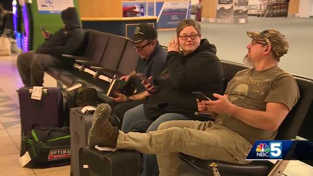 Local travelers forced to adjust travel plans following nationwide FAA system outage - Vimarsana News