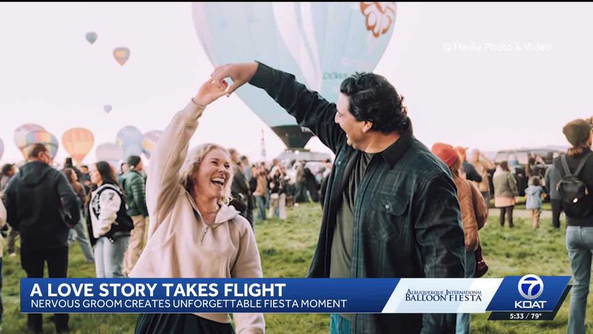She dreamed of a hot air balloon proposal. He made it happen at Balloon Fiesta