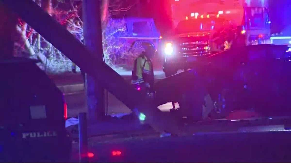 2 dead, 3 hurt in crash after police chase