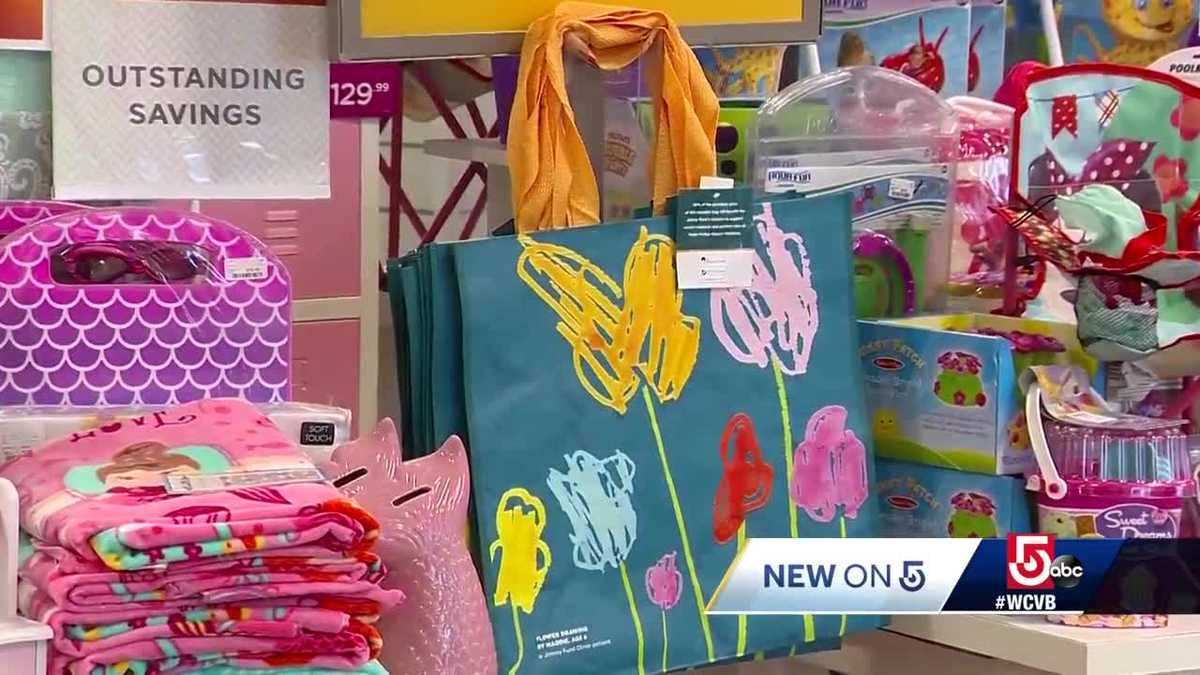 Young cancer patient designs special bags