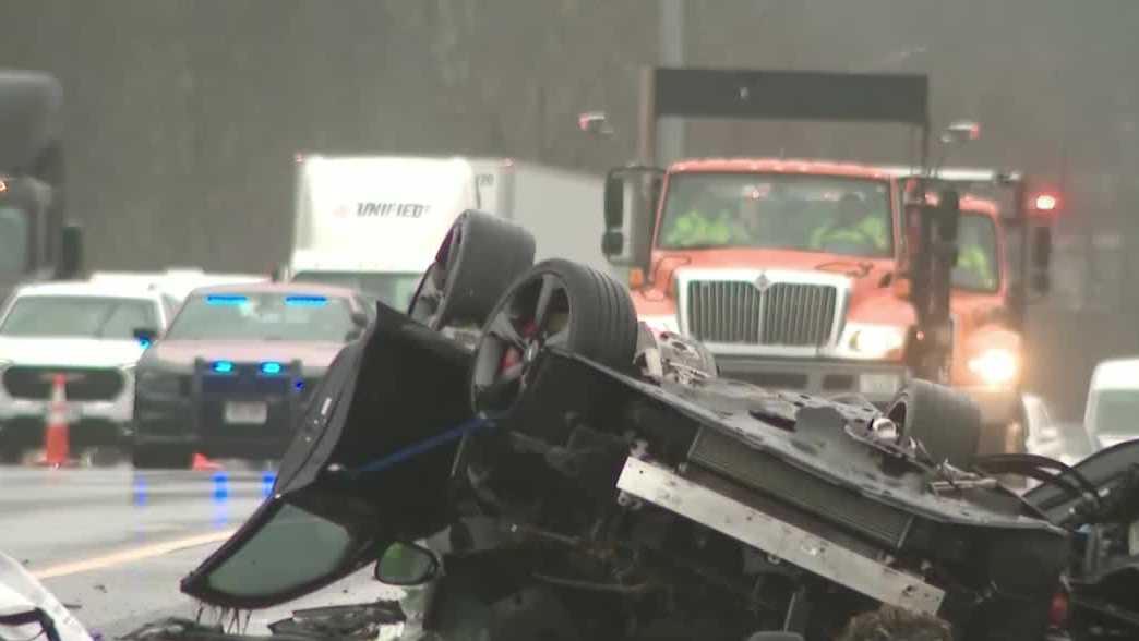 Man pleads guilty in Portsmouth, NH, crash that killed his mother