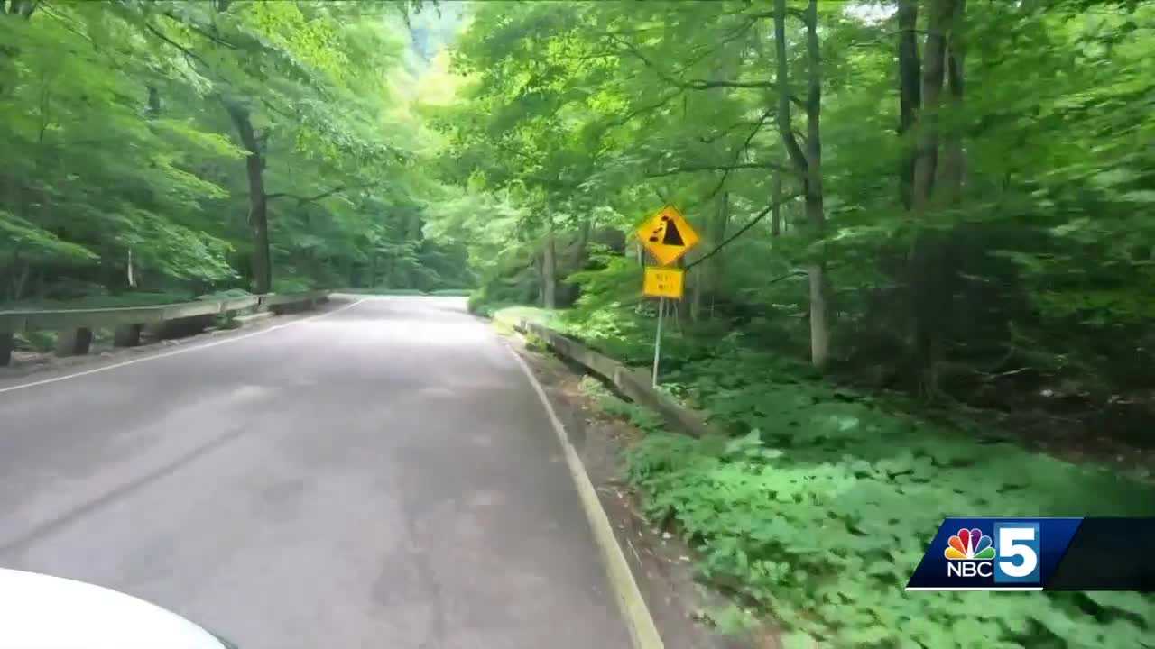 Tractor-trailer gets stuck on the Notch Road, despite new efforts to combat 'stuckages' - Vimarsana News