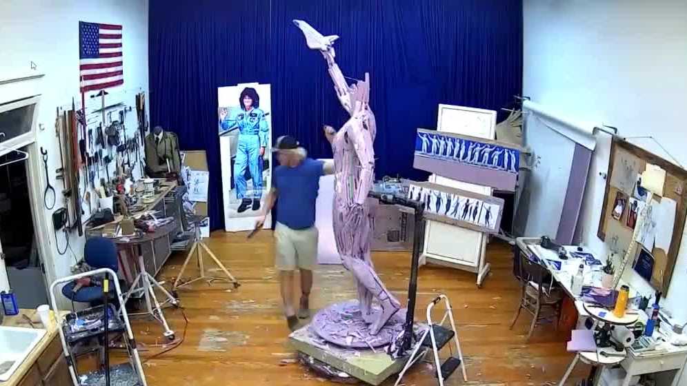 NASA 'hero' Sally Ride honored with sculpture