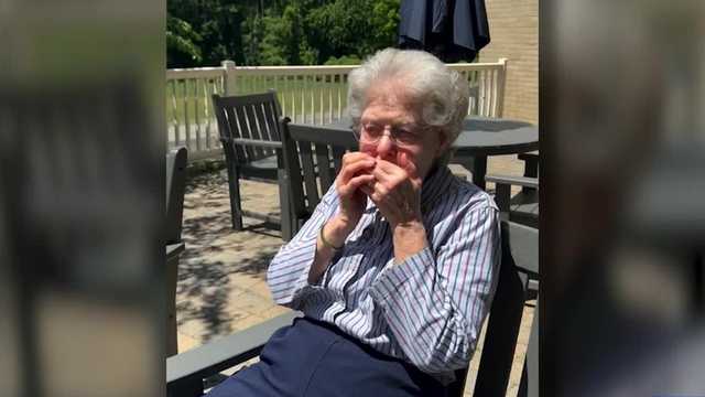 Good Vibes: Fireworks, harmonica performance