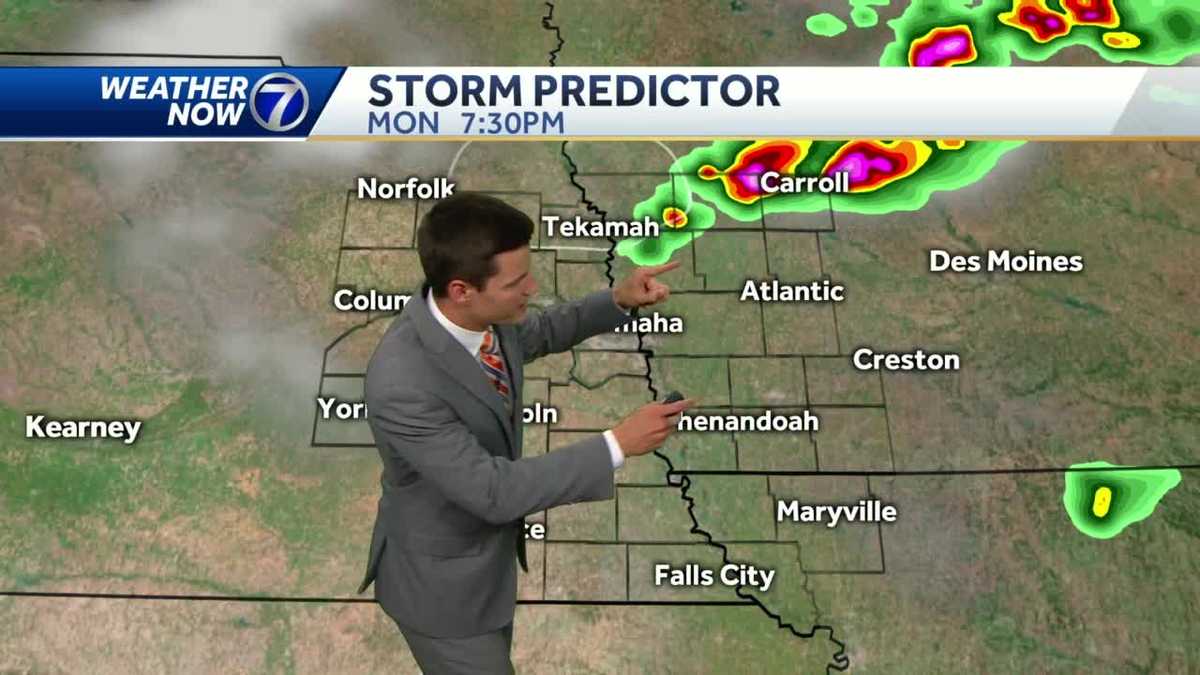 Few showers west tonight, strong storms possible Monday evening